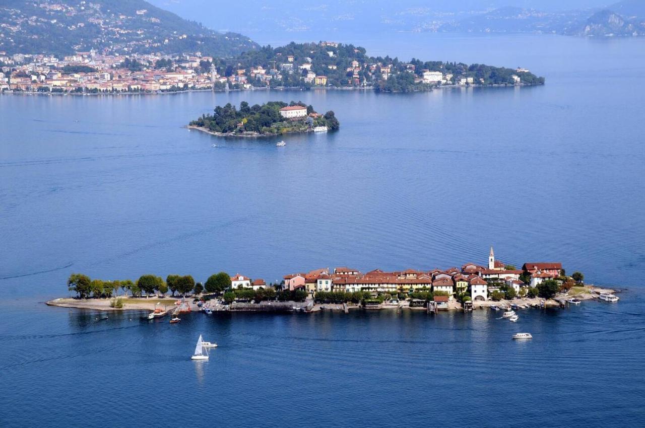 L'Ortensia Della Villa Isabella, Camera Con Vista Lago, Balcone Sul Parco E Bagno Esclusivo All'Esterno Della Camera Стреза Екстериор снимка